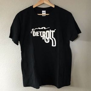 Detroit t-shirt it’s always sunny MAC Shirt